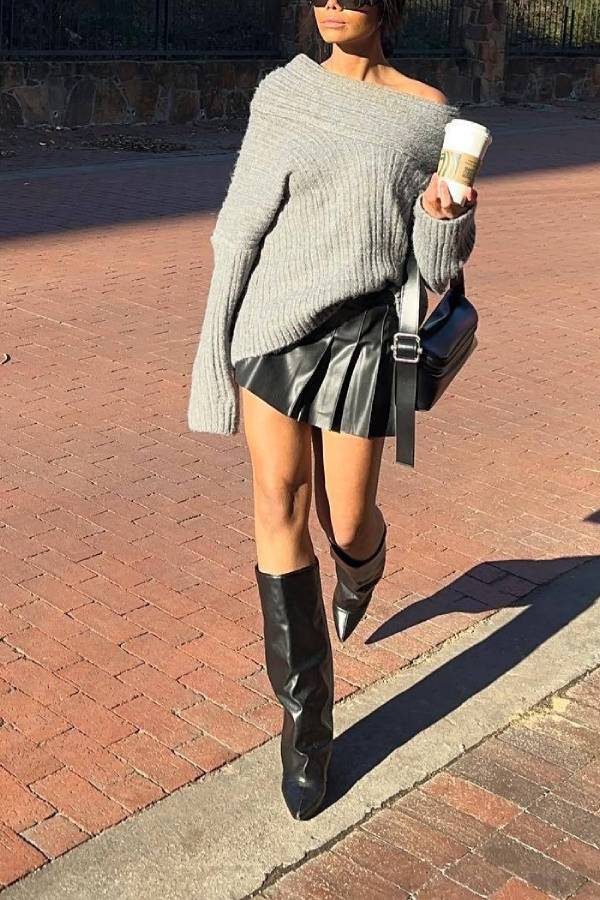 Stilla | Modetrend, Løs Strikpullover Med Uregelmæssig Krave
