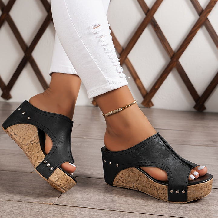 Stilla | Platform Sandaler Komfortable Slid on Sommer Sko Med Nitter
