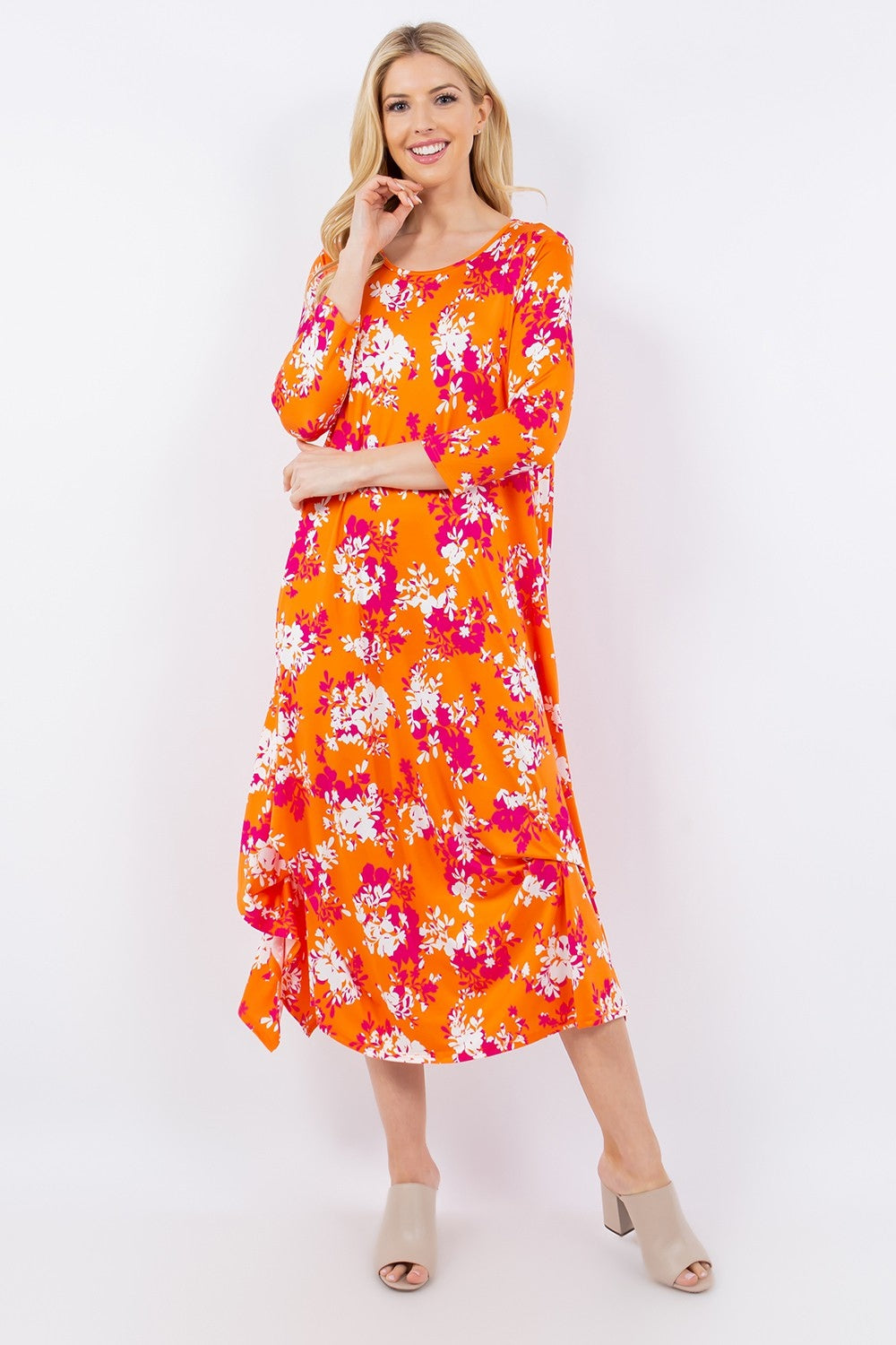 Stilla | Full Size Pick-Up Hem Asymmetrisk Blomstret Midi Kjole