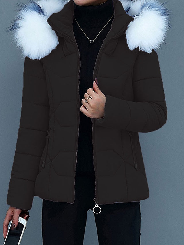 Stilla | Elegant og Modede Mantel
