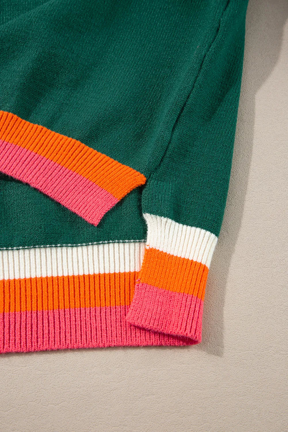 Stilla | Kontrastpullover Med Lange Ærmer og Rund Halsudskæring