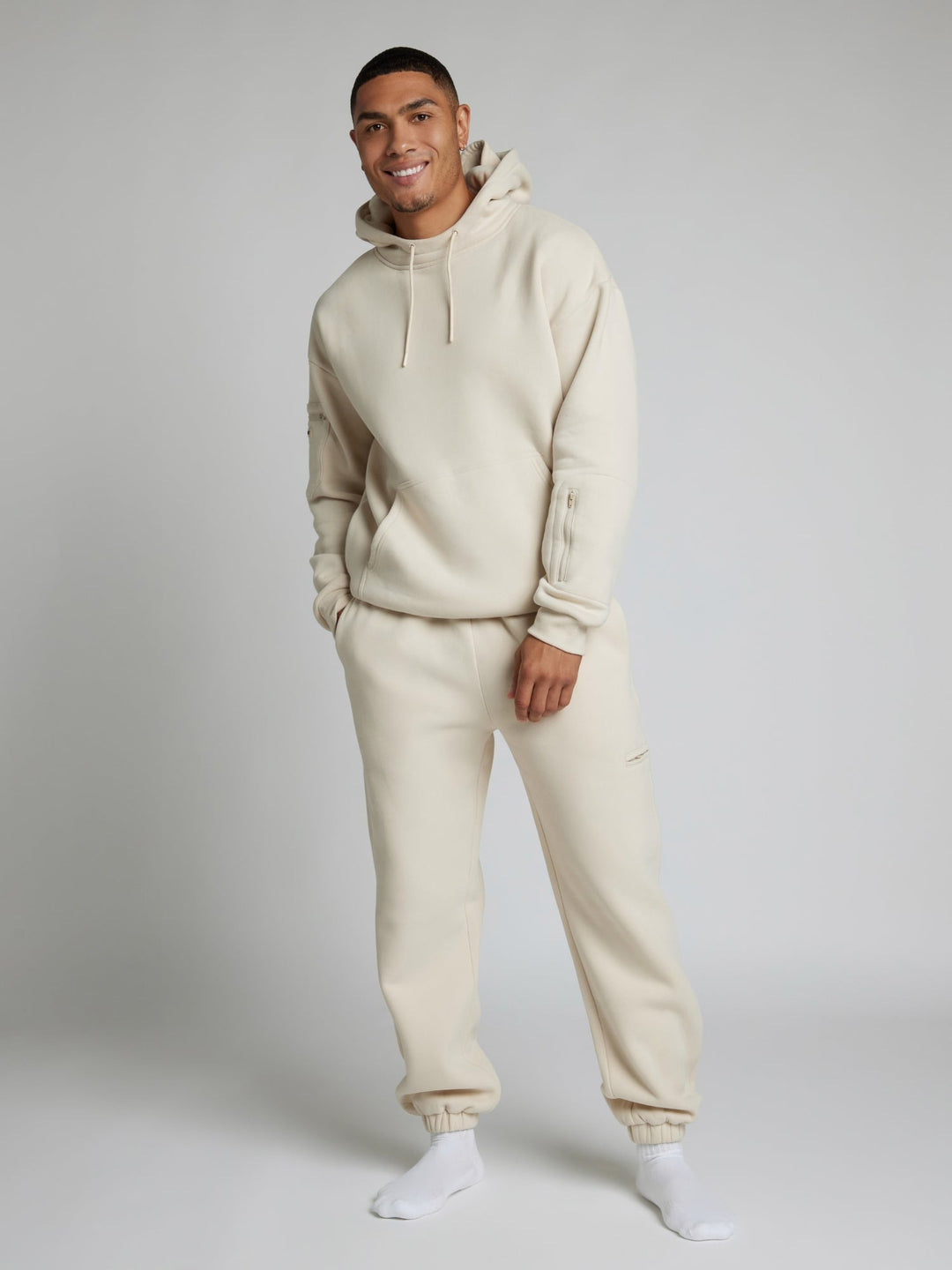 Stilla | Cozy Travel Hoodie med Flytilstand Grafisk