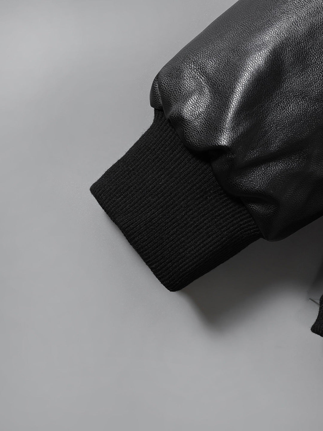 Stilla | Børnejakke I Kunstlæder Med Fleece Foder