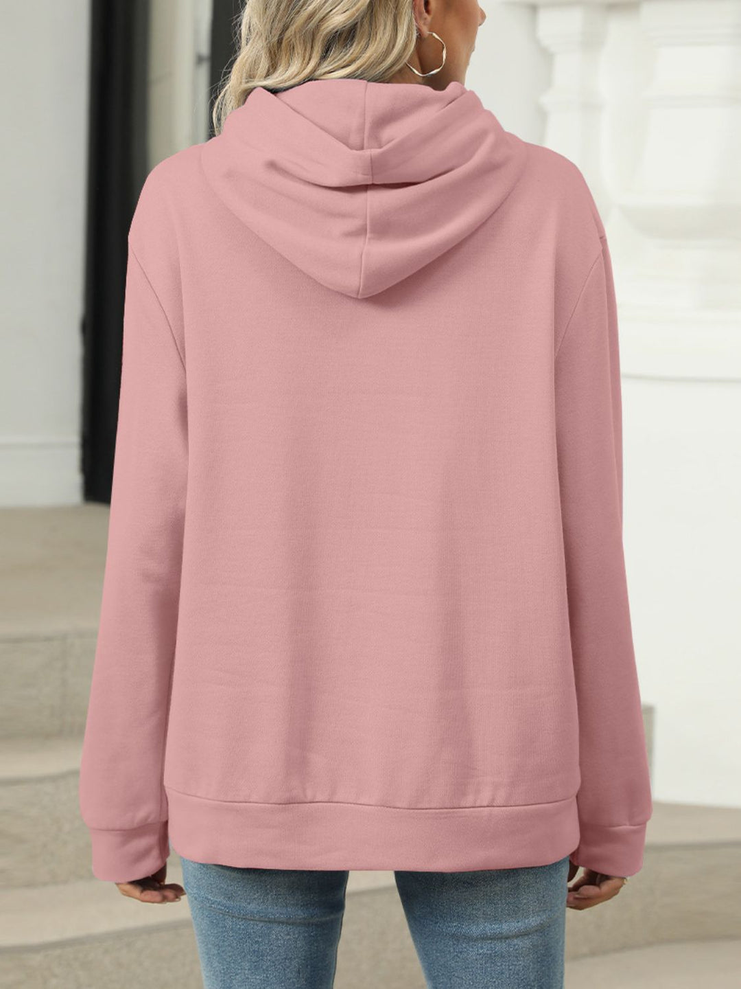 Stilla | Hættepullover med lommer og lange ærmer