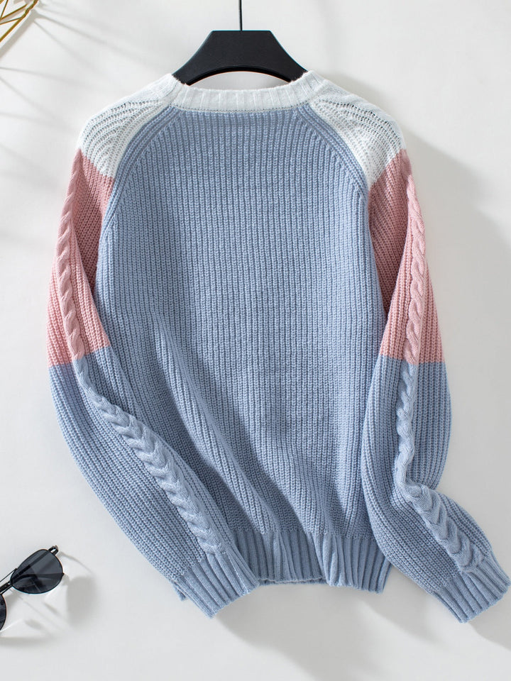 Stilla | Rundhalset Pullover Med Farveblok og Lange Ærmer