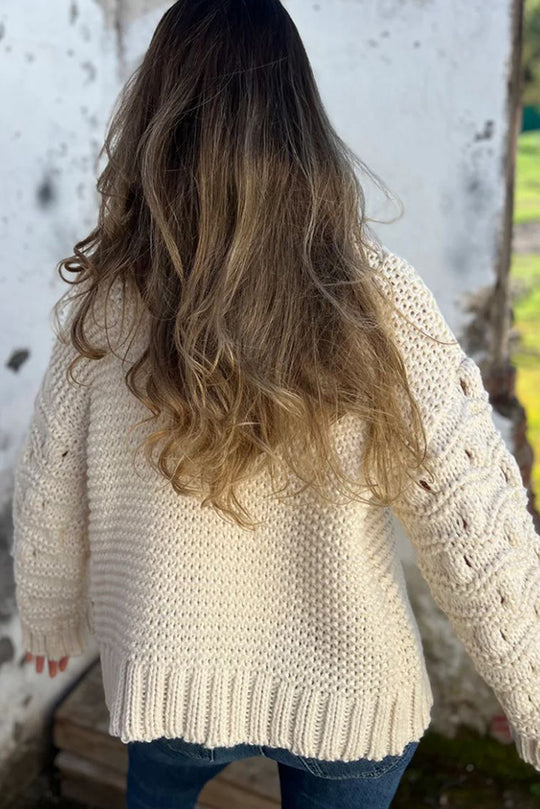 Stilla | Fashionabel Ensfarvet Cardigan Med Lange Ærmer Og V-udskæring