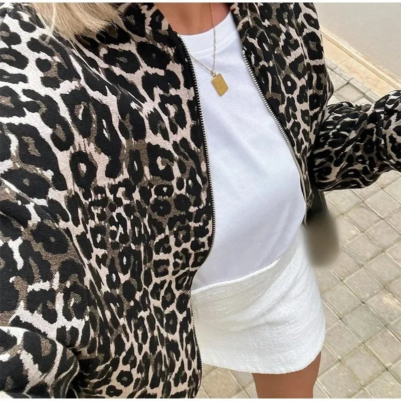 Stilla | Modern Elegant Letvægts Kvindejakke