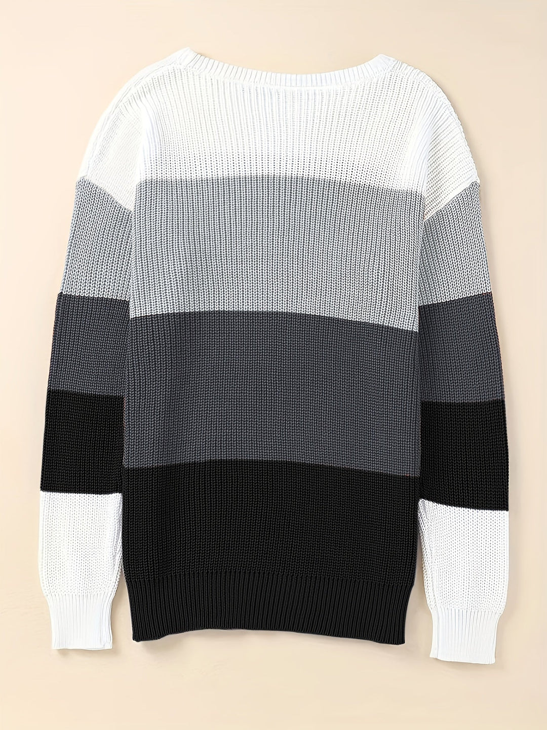Stilla | Trendbevidst kjole med moderne snit