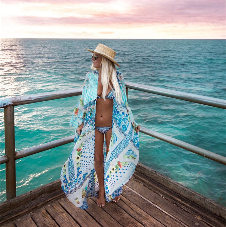 Dame Strandkimono med kunstnerisk patchwork-design og luftige ærmer Stilla