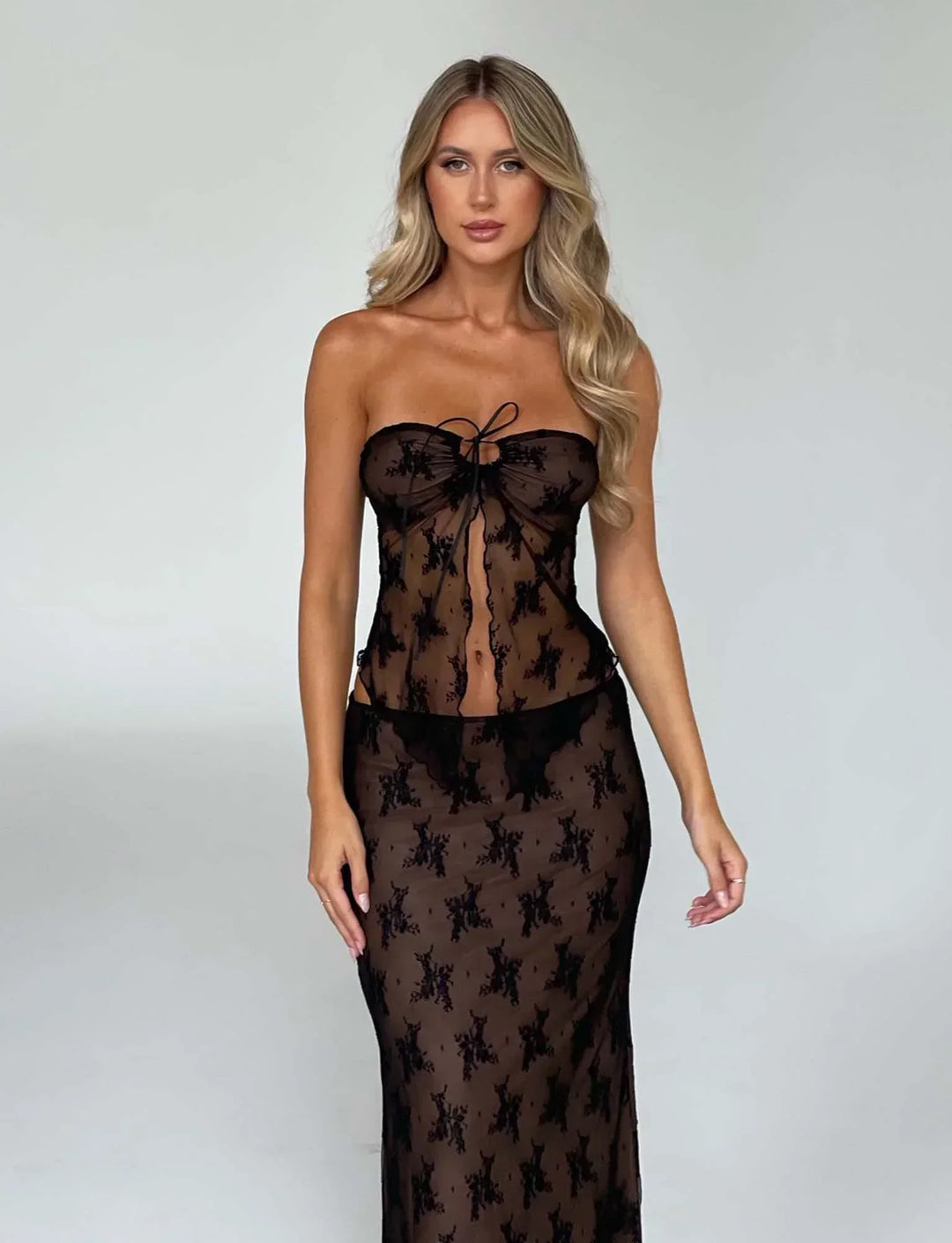 Stilla | Elegante Gennemsigtig Top Med Nederdel