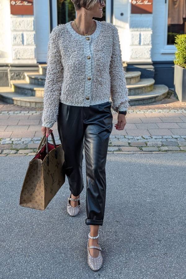 Stilla | Strikjakke Med Knapper