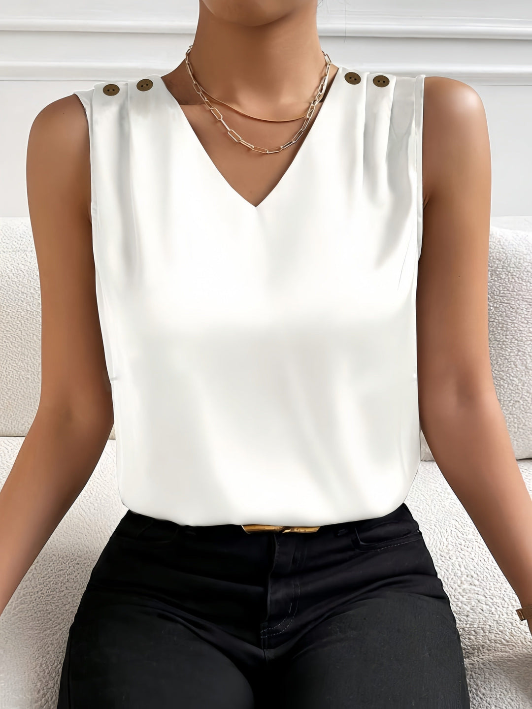 Stilla | Ärmeløs Bluse Med V-Hals Elegant, Elastisk Bluse Til Kontoret Og Fritiden
