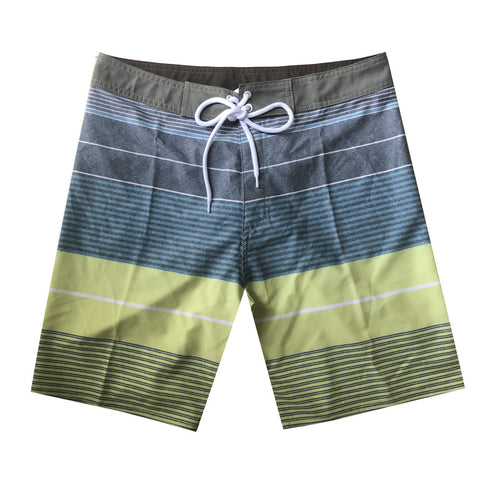 Herrer badeshorts med innovativt vandafvisende materiale og justerbar talje Stilla