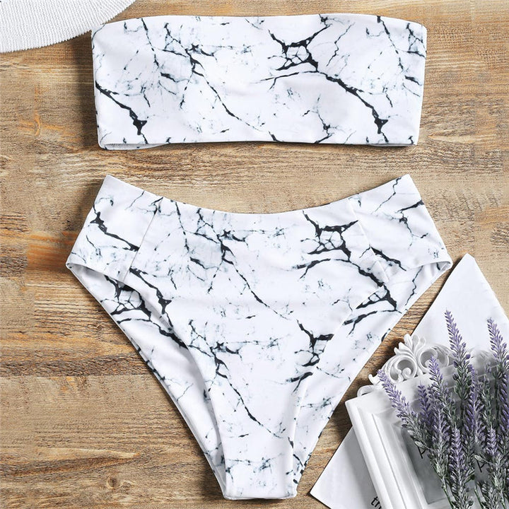 Dame bandeau-bikini med elegant marmor mønster Skovae