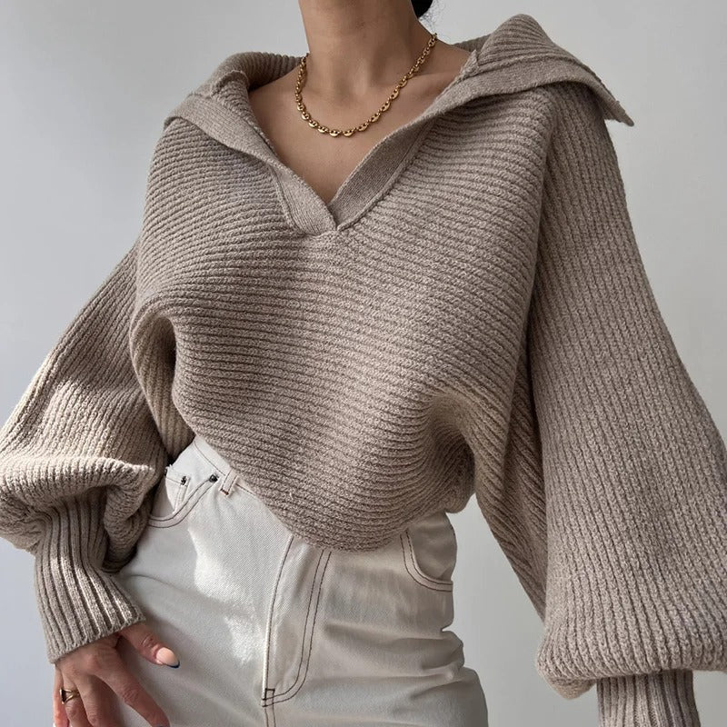 Stilla | Cozy Strikket Sweater med Lanterneærmer og Åben Krave