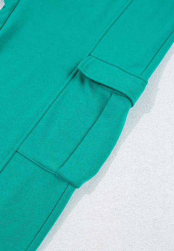 Stilla | Komplett sæt Bestående Af En Langærmet T-shirt Med Rund Halsudskæring Og Et Par Bukser Med Snorejustering