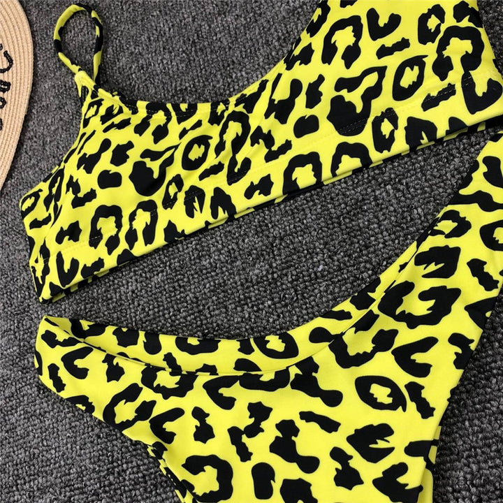 Dame dyremønster-bikini-sæt med høj udskæring og justerbare stropper Stilla