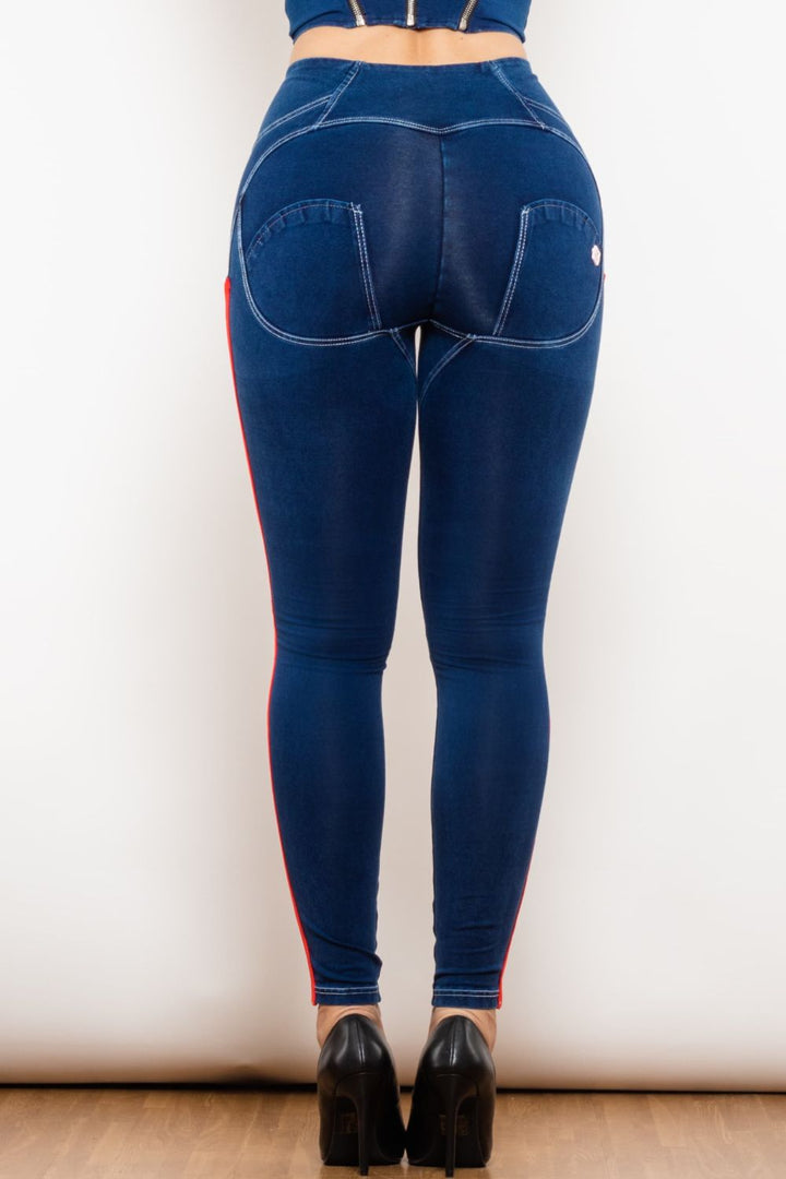 Stilla | Stribet Knap Høj Talje Skinny Jeans