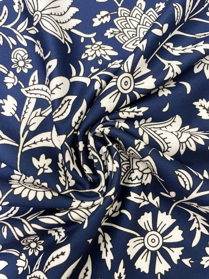 Stilla | Sommerskjorte Med Blomsterprint Uden Ærmer Med Snøre Talje