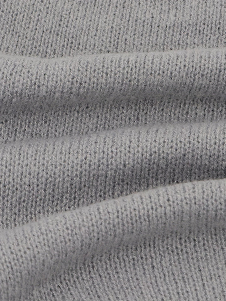 Stilla | V-udskæring Pullover Med Knapprydet Flæsekant