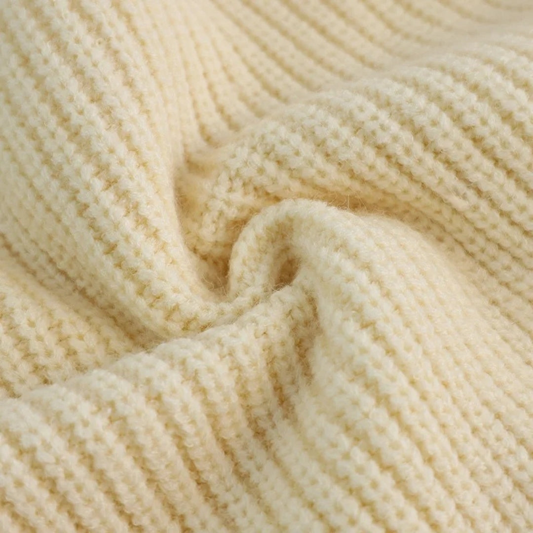 Stilla | Chunky Strikket Strikketrøje Med Jordbær Detaljer
