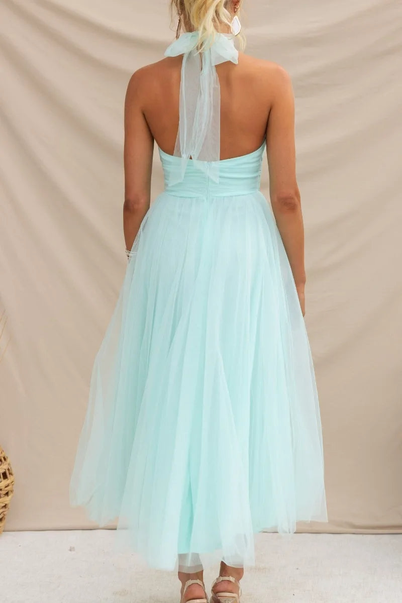 Stilla | Halter Tulle Mid Kjole