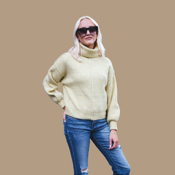 Stilla | Klassisk Rullekrave sweater i strik til damer