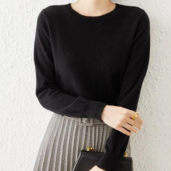 Stilla | Komfortabel Sweater med Klassisk Silhuet