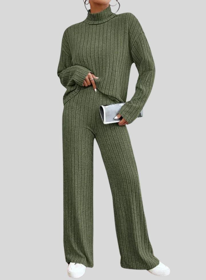 Stilla | Strikbukser og Sweater