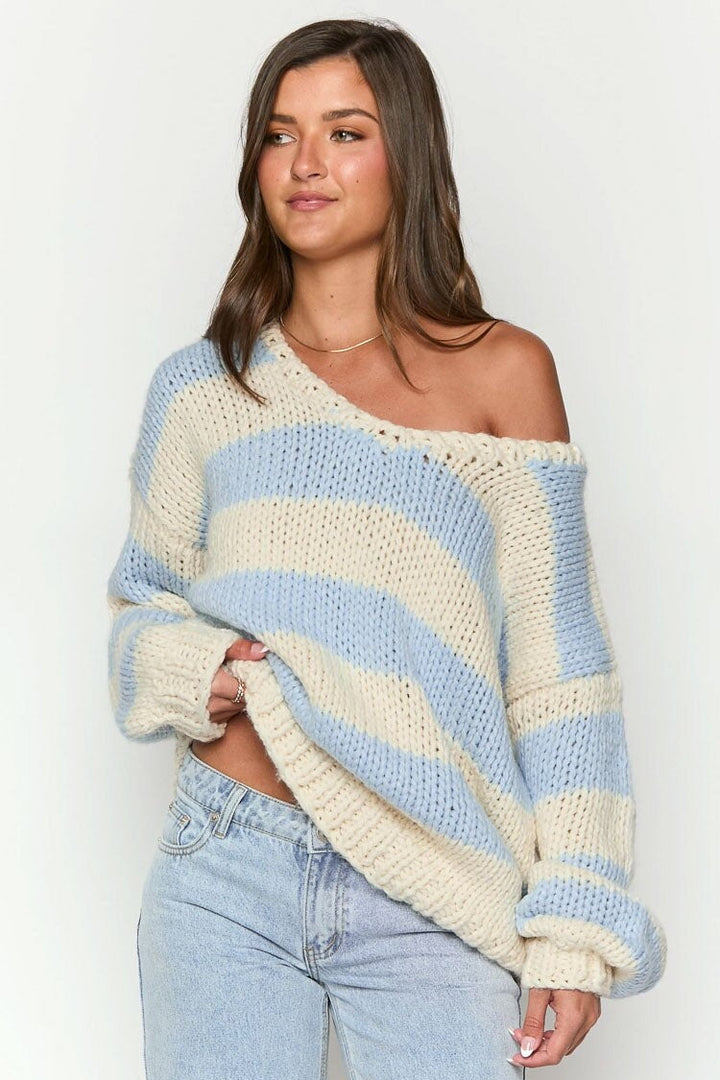 Stilla | Cozy Off-The-Shoulder Striped Knit Sweater til Efterårs Lag