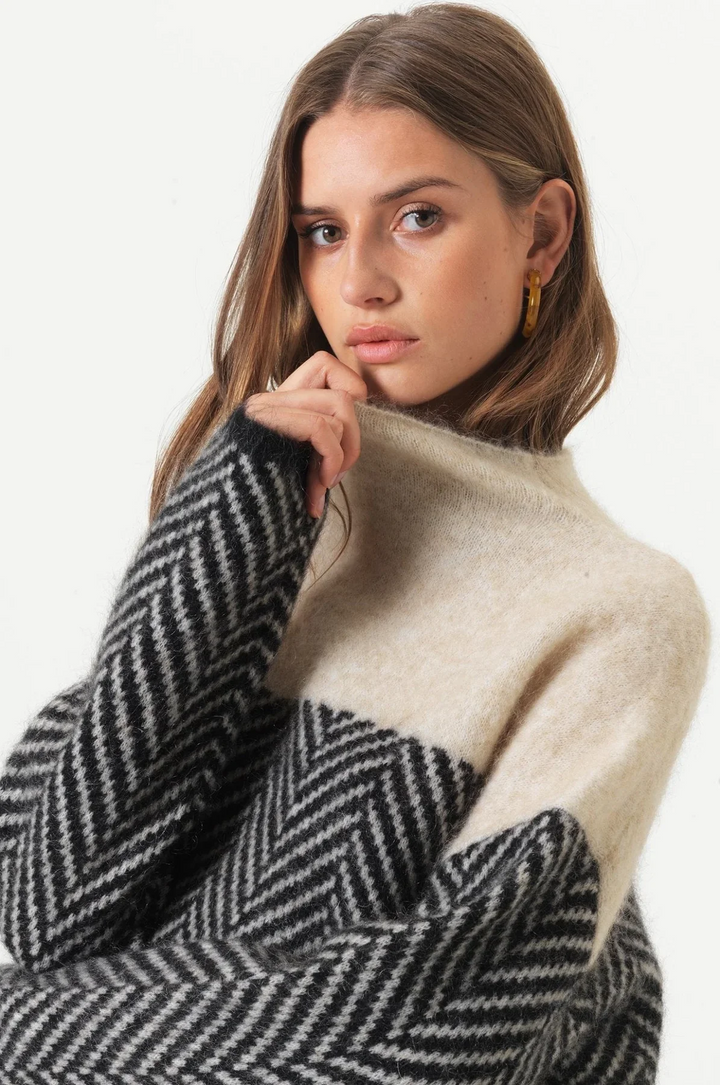 Stilla | Cozy Chunky Knit Turtleneck Sweater
