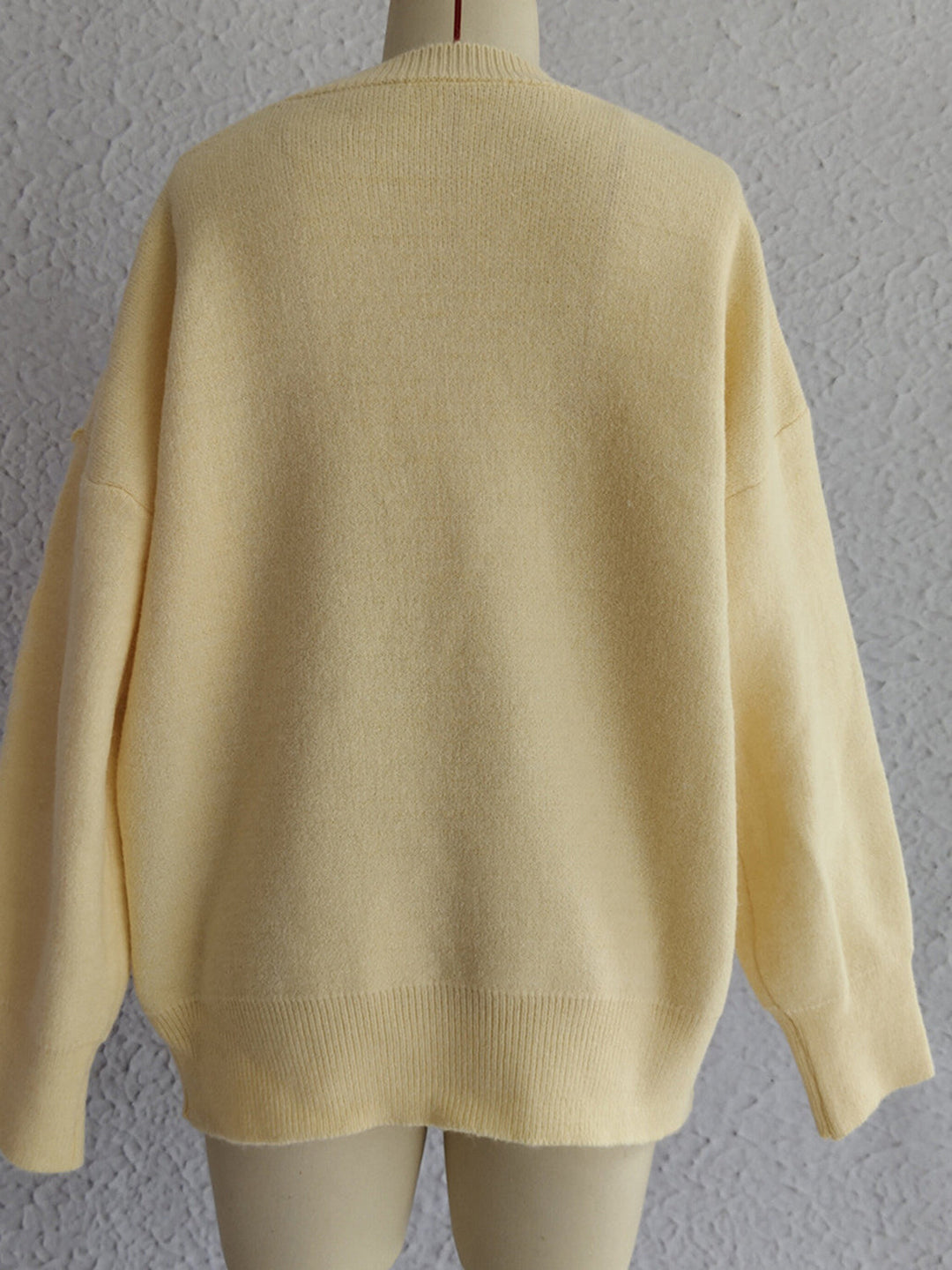 Stilla | Pulli med lange ærmer og rund, blomsteragtig udskæring