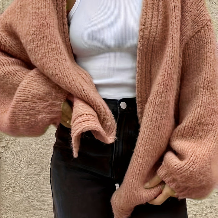 Stilla | Smart og Letplejet Cardigan