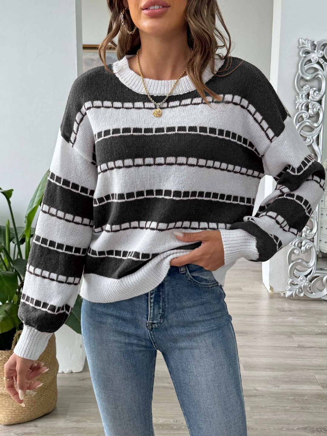 Stilla | Stribet Sweater Med Lange Ærmer og Rund Halsudskæring