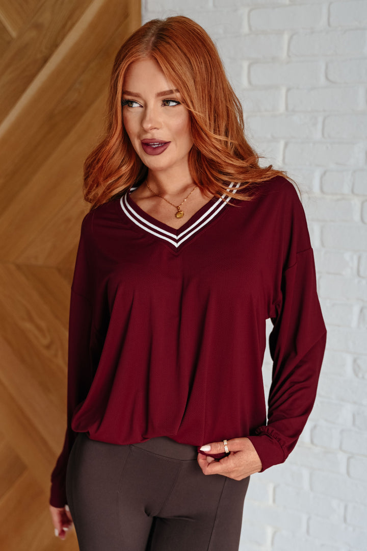 Stilla | V-udskæring Sweater All Out Comfort i Merlotrød