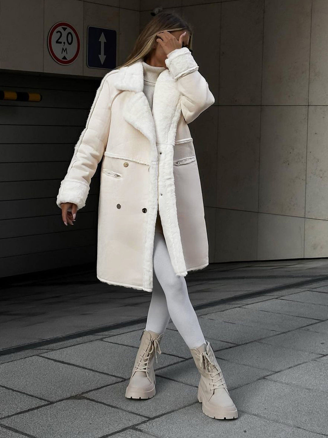 Stilla | Dame Oversized Lammeskind Langfrakke