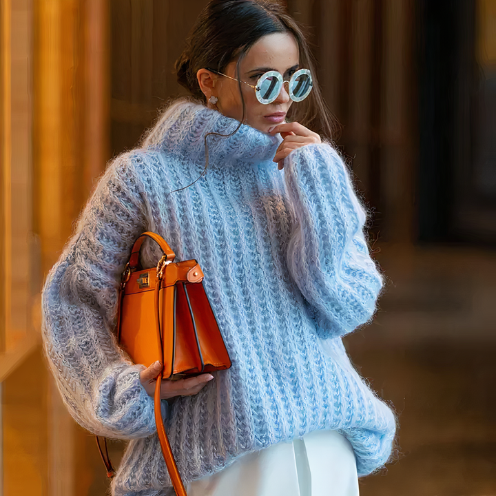 Stilla | Fuzzy Strikket Sweater