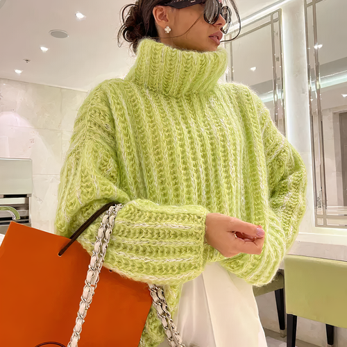 Stilla | Fuzzy Strikket Sweater