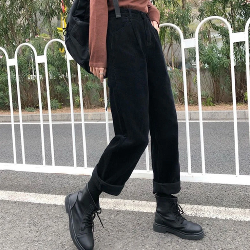Stilla | Stylish Corduroy Women's Pants