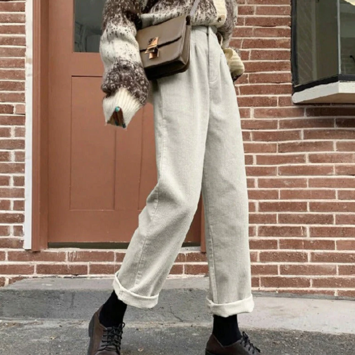 Stilla | Stylish Corduroy Women's Pants