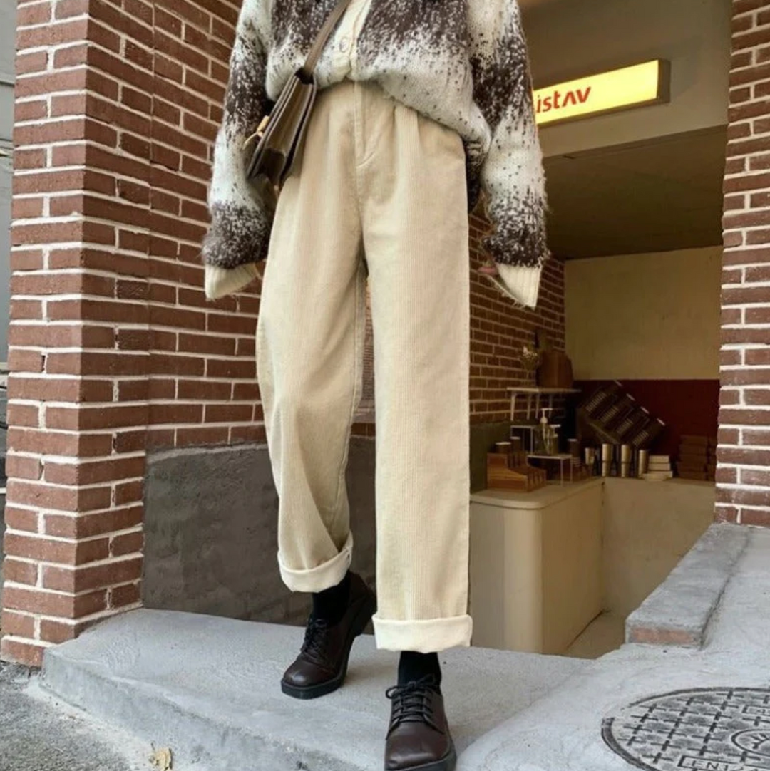 Stilla | Stylish Corduroy Women's Pants