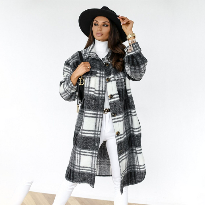 Stilla | Frakke – Ternet plaid med knaplukning