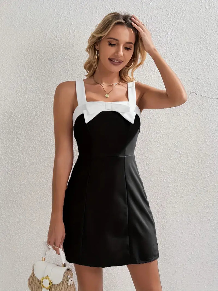Stilla | Elegant Sommer Mini Kjole