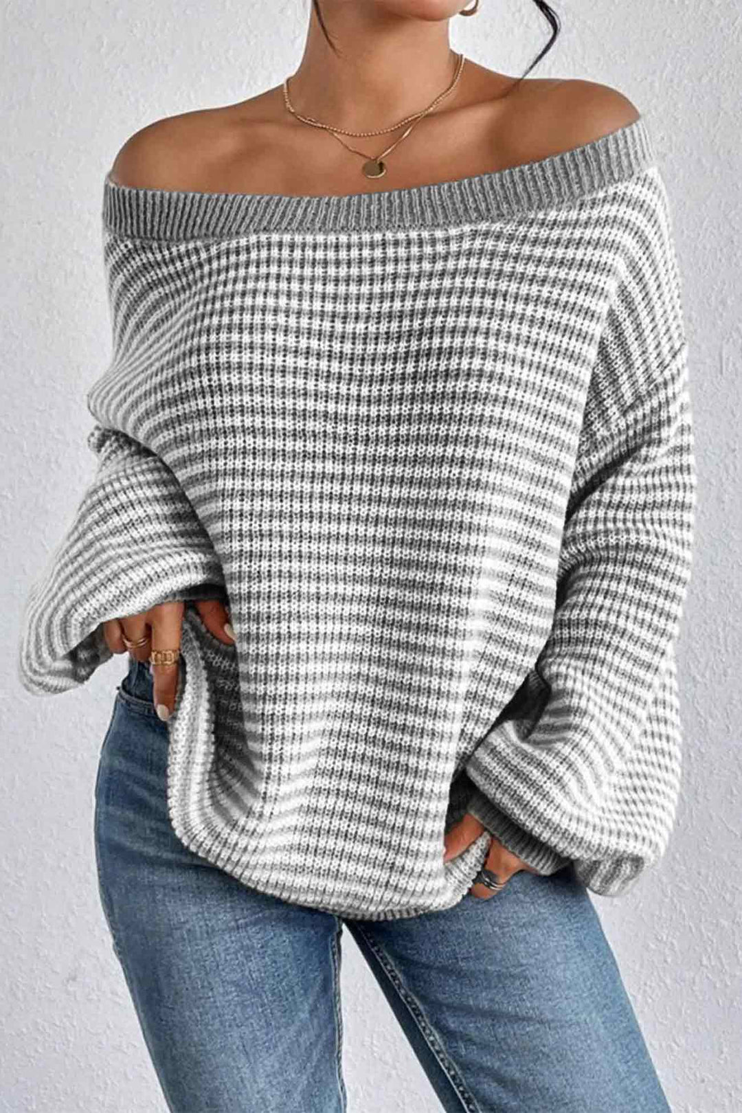 Stilla | Stribet Pullover Med Bådhals og Faldende Skuldre