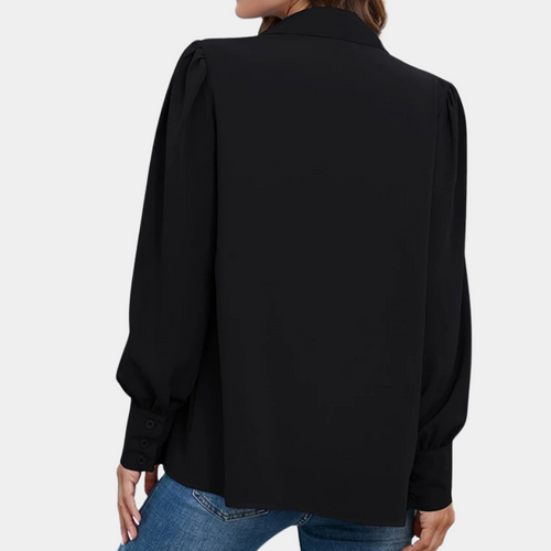 Stilla | Elegant Og Feminin Bluse Med Fald Og Lange Ærmer