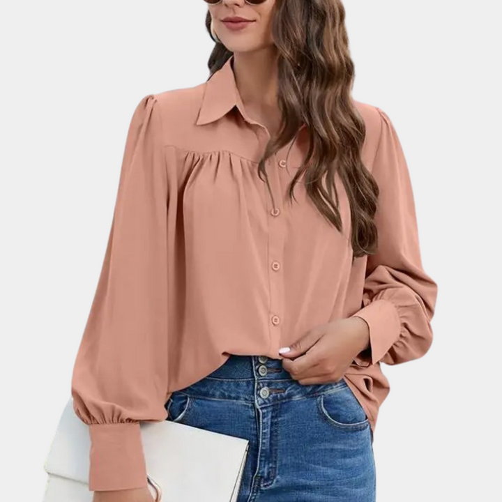Stilla | Elegant Og Feminin Bluse Med Fald Og Lange Ærmer