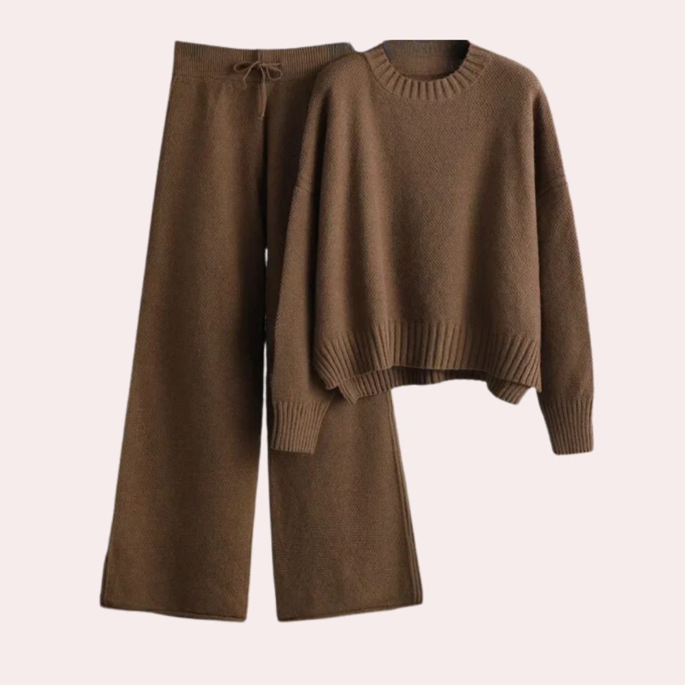 Stilla | Stilfuld Strikensemble Til Kvinder: Blødt Sweatshirt Og Stylisk Bukser