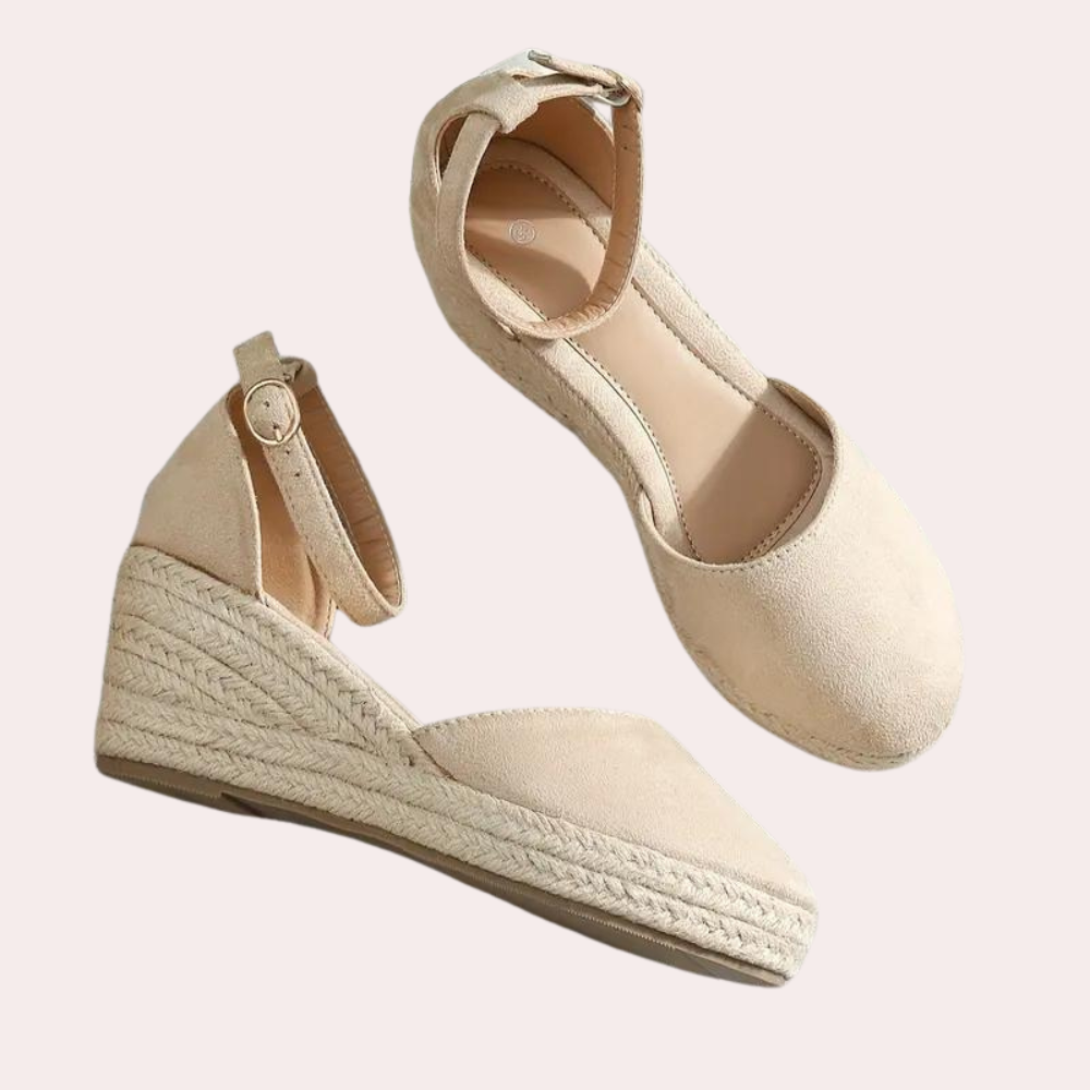 Stilla | Elegante Og Komfortable Kvindelige Kliner Til En Fejlfri Påklædning!