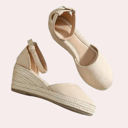 Stilla | Elegante Og Komfortable Kvindelige Kliner Til En Fejlfri Påklædning!