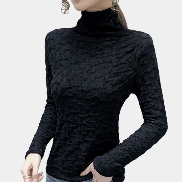 Stilla | Elegant Damenbluse med en høj elegant udskæring